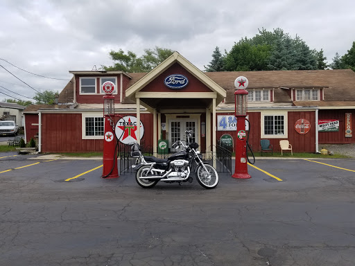 Tourist Attraction «Volo Auto Museum», reviews and photos, 27582 Volo Village Rd, Volo, IL 60073, USA