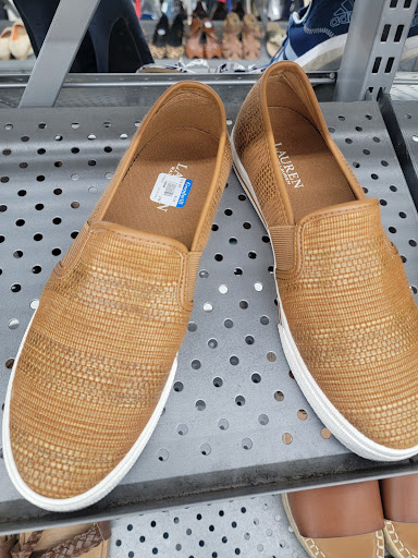 Shopping Mall «Towne Square Mall», reviews and photos, 1700 Mile Hill Dr, Port Orchard, WA 98366, USA