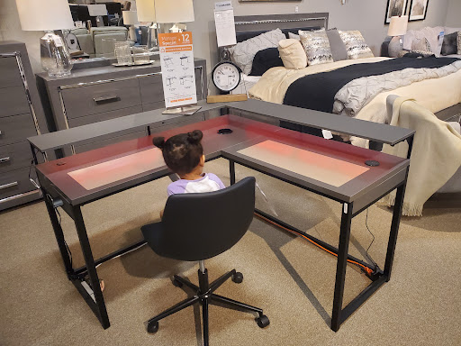 Furniture Store «Ashley HomeStore», reviews and photos, 1301 W Osceola Pkwy, Kissimmee, FL 34741, USA