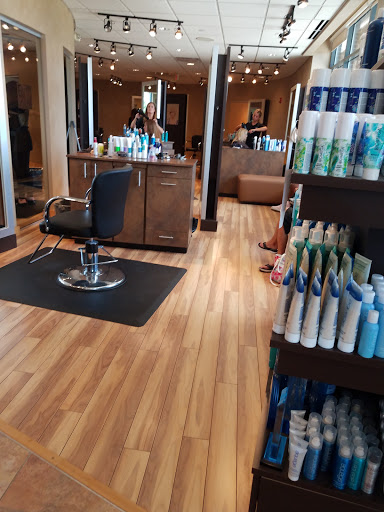 Day Spa «Estilo Salon and Day Spa», reviews and photos, 440 Fairway Dr #100, West Des Moines, IA 50266, USA