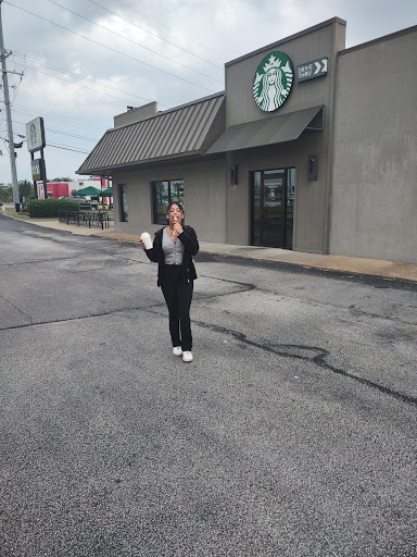 Coffee Shop «Starbucks», reviews and photos, 2034 N Highland Ave, Jackson, TN 38305, USA