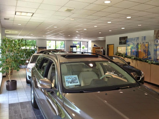 Car Dealer «Mitchell Volvo of Litchfield Hills», reviews and photos, 450 New Litchfield St, Torrington, CT 06790, USA