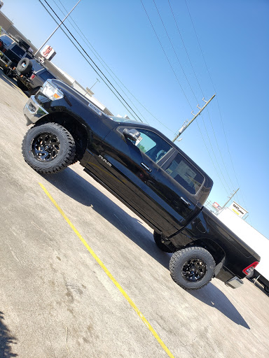Truck Accessories Store «4 Wheel Parts - Houston Sweet Lake», reviews and photos, 13820 Westheimer Rd, Houston, TX 77077, USA