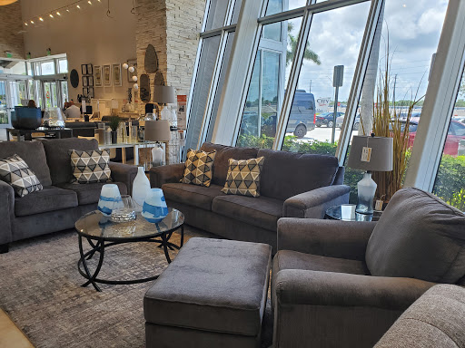 Furniture Store «City Furniture Boca Raton», reviews and photos, 3350 Airport Rd, Boca Raton, FL 33431, USA