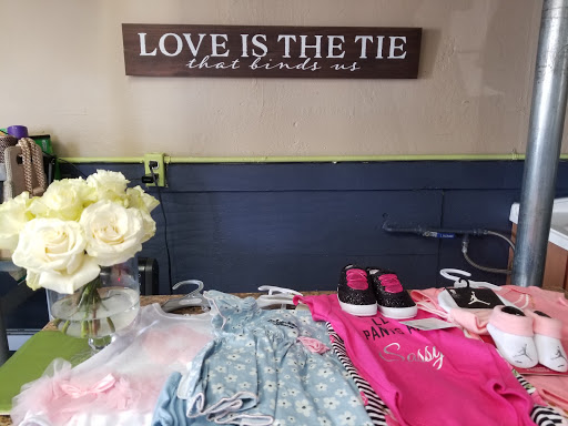 Clothing Store «Ross Dress for Less», reviews and photos, 349 N San Fernando Blvd, Burbank, CA 91502, USA