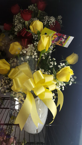 Florist «Country Flowers», reviews and photos, 909 N Walnut St, Milford, DE 19963, USA