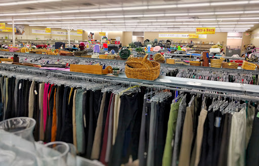 Thrift Store «Thrift Giant», reviews and photos, 10544 Harry Hines Blvd, Dallas, TX 75220, USA