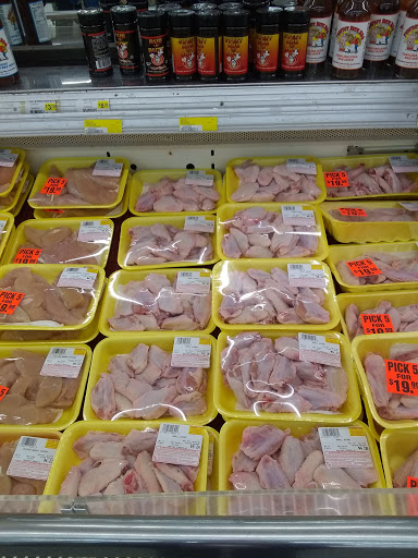 Supermarket «Hometown Market», reviews and photos, 1421 N Wood Ave # 1500, Florence, AL 35630, USA