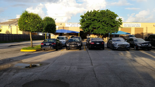 Auto Body Shop «Super Shine Body Shop», reviews and photos, 7376 W 20th Ave #155, Hialeah, FL 33016, USA