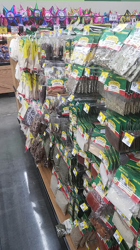 Grocery Store «Superior Grocers», reviews and photos, 3180 N Garey Ave, Pomona, CA 91767, USA