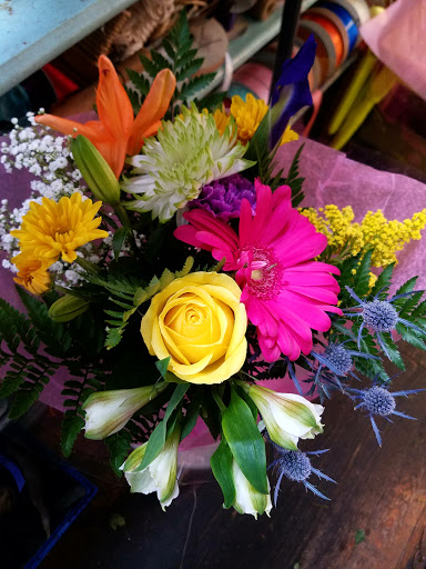 Florist «Fleur De Lis Florist», reviews and photos, 226 N Liberty St # 1, Baltimore, MD 21201, USA