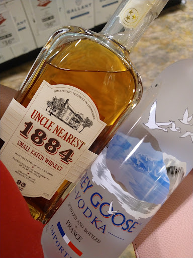 Wine Store «Total Wine & More», reviews and photos, 2325 S Stemmons Fwy, Lewisville, TX 75067, USA