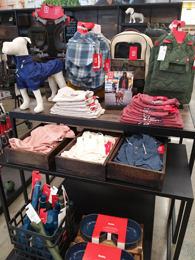 Pet Supply Store «Petco Animal Supplies», reviews and photos, 3495 Sports Arena Blvd, San Diego, CA 92110, USA