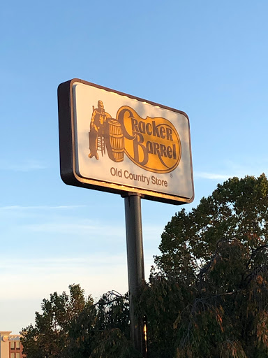 American Restaurant «Cracker Barrel Old Country Store», reviews and photos, 172 Howard Blvd, Mt Arlington, NJ 07856, USA
