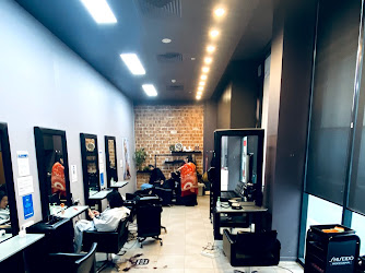 A J Hair & Beauty Salon