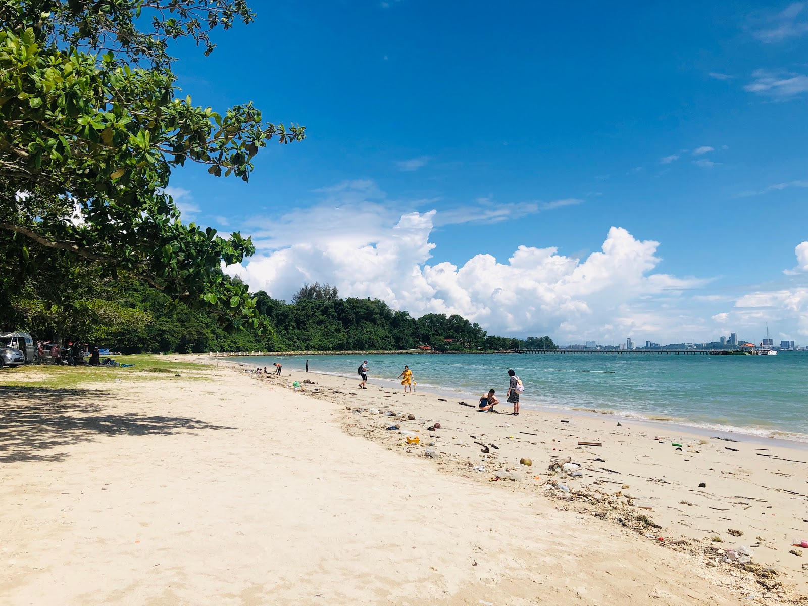 Foto von University Malaysia beach mit beiger sand Oberfläche