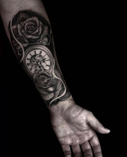 Tattoo Shop «Heavy Water Tattoo», reviews and photos, 22606 E Cliff Dr, Santa Cruz, CA 95062, USA