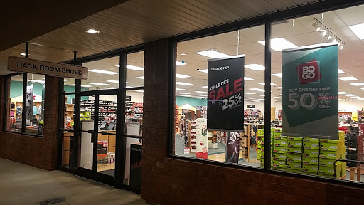 Shoe Store «Rack Room Shoes», reviews and photos, 2809 Battleground Ave, Greensboro, NC 27455, USA