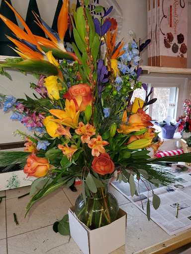 Florist «McClure-Parkhurst Florist», reviews and photos, 25815 W 10 Mile Rd, Southfield, MI 48033, USA