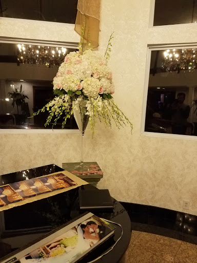 Florist «Roma Florist. free deliver purchase online. Www.romaflorist.com», reviews and photos, 11 Davis St, Oakville, CT 06779, USA