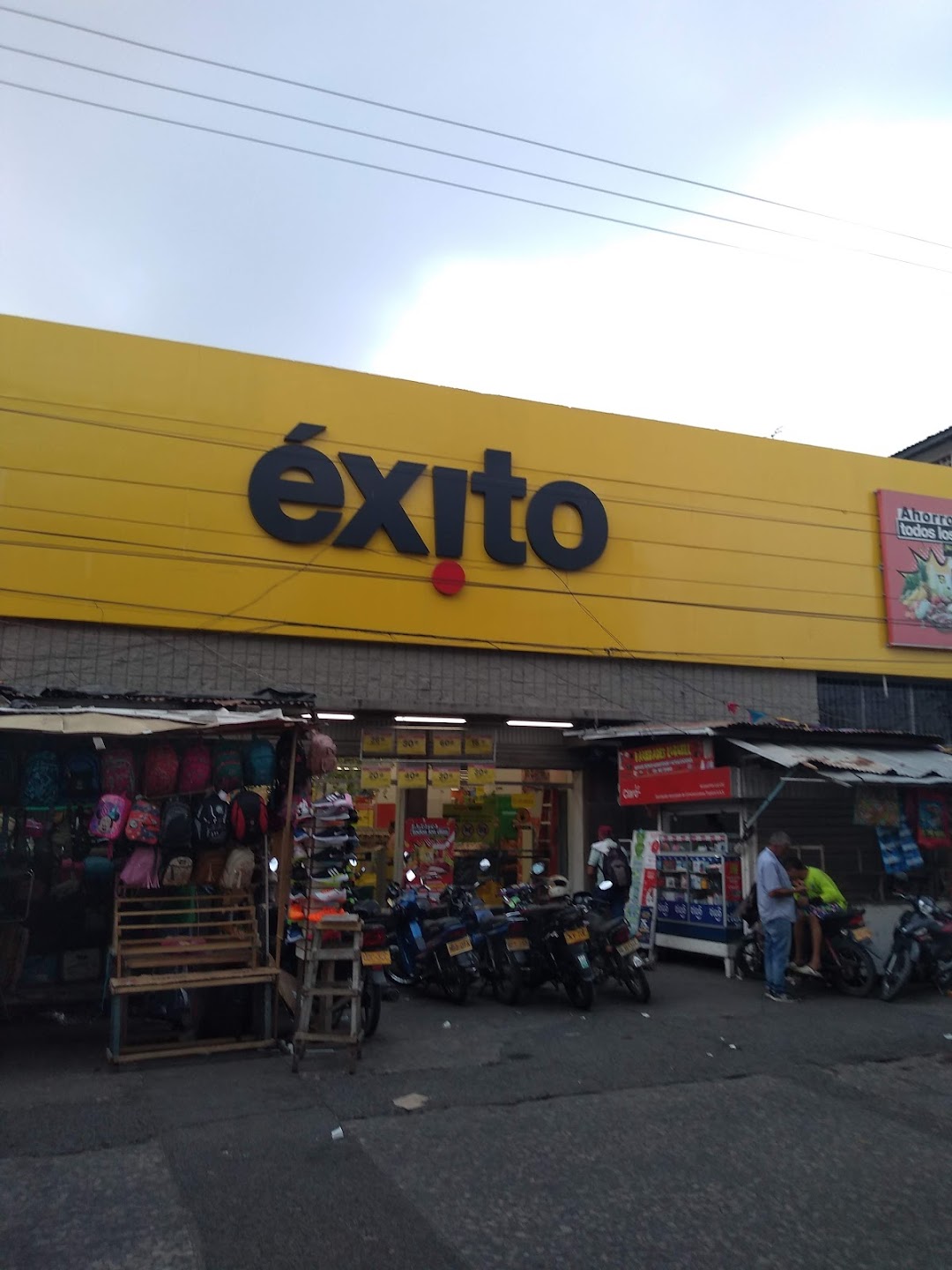 Éxito Monteria Centro