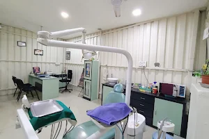 Dr Pujari Dental Clinic image