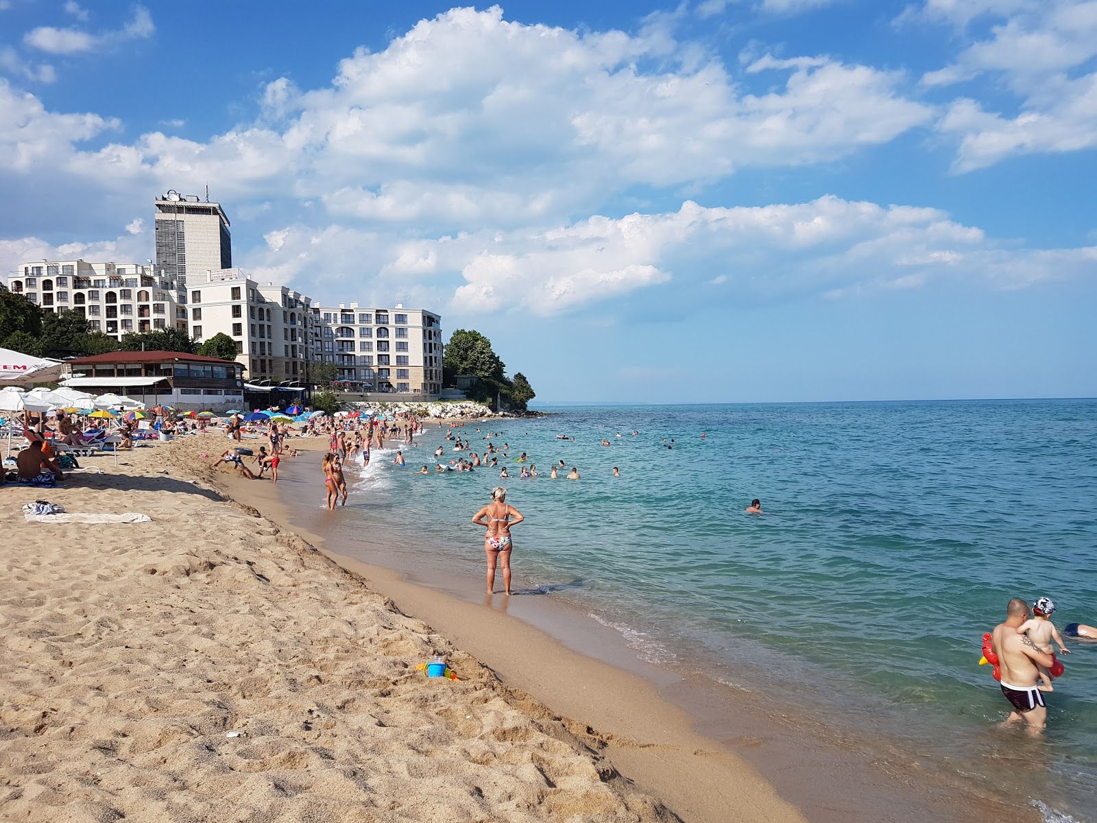 Foto de Playa Kabacum área de complejo turístico de playa