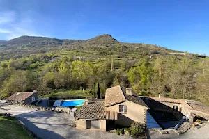 Les Gîtes du Moulin de Lagharde 4 Étoiles : Location gîtes piscine chauffée, au cœur de l'Ardèche, Privas et Montélimar image