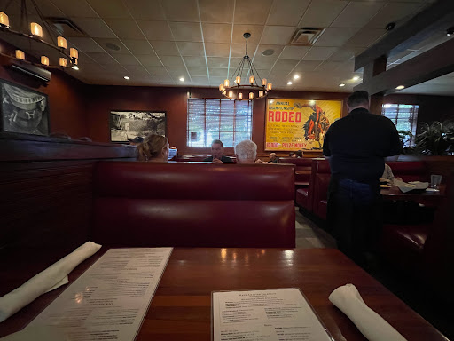 Barbecue Restaurant «Wood Ranch BBQ & Grill», reviews and photos, 540 New Los Angeles Ave, Moorpark, CA 93021, USA