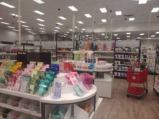 Department Store «Target», reviews and photos, 2209 Howard St, Evanston, IL 60202, USA