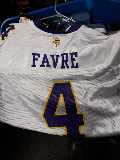 Sporting Goods Store «Play it Again Sports Kenosha», reviews and photos, 4017 75th St, Kenosha, WI 53142, USA