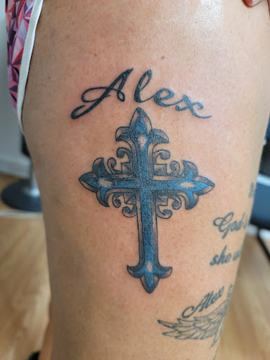 Explore tattoo ideas for deceased mother, creative tattoo ideas in Anniston, available at Artistic Addictions