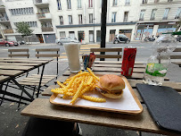 Plats et boissons du Restaurant de hamburgers BABY BURGER à Clichy - n°11
