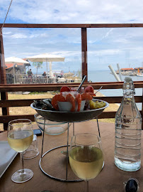 Plats et boissons du Restaurant de fruits de mer La terrasse de Larros à Gujan-Mestras - n°2