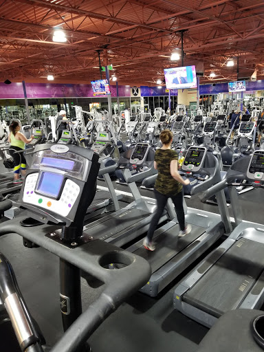 Gym «24 Hour Fitness», reviews and photos, 6633 Auburn Blvd, Citrus Heights, CA 95621, USA