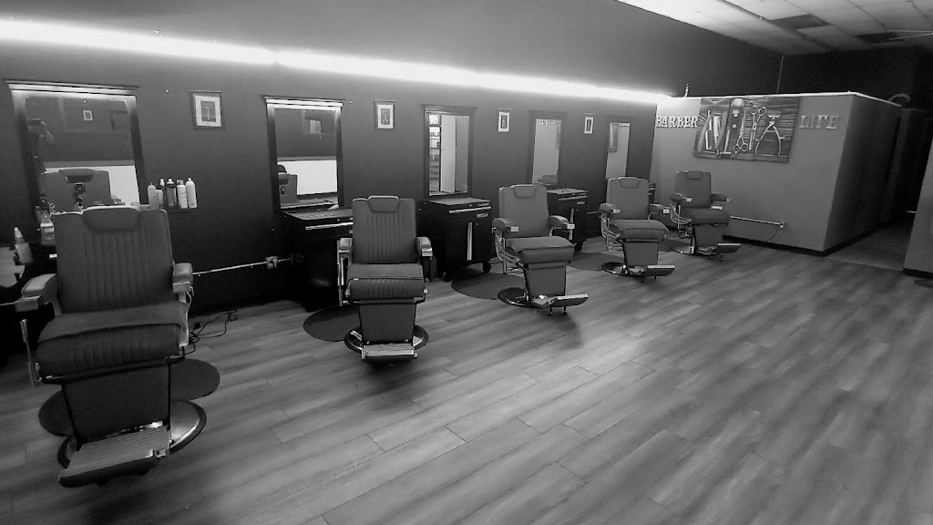 JSG Top-Tier Barber Lounge 30236