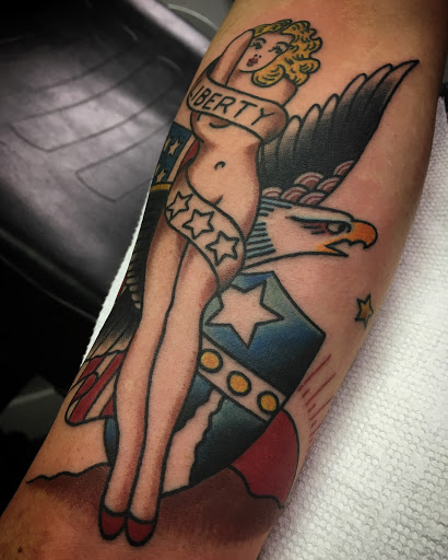 Tattoo Shop «Virtuoso Tattoo», reviews and photos, 121 W Pipeline Rd, Hurst, TX 76053, USA