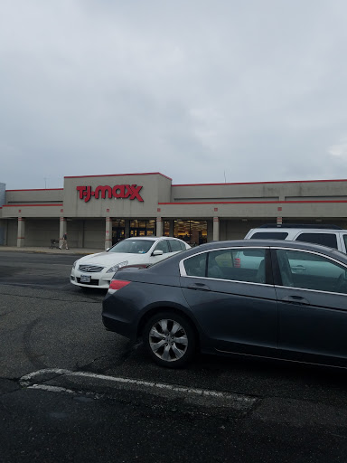 Department Store «T.J. Maxx», reviews and photos, 5500 Sunrise Hwy, Massapequa, NY 11758, USA