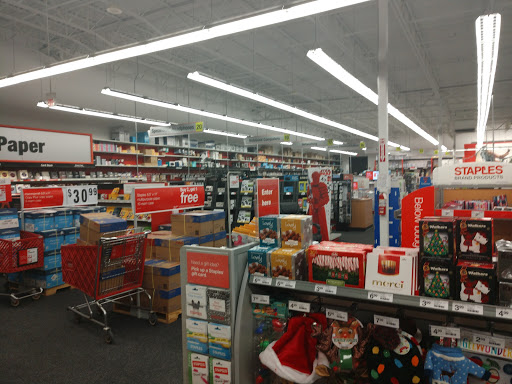 Office Supply Store «Staples», reviews and photos, 1333 Buckeye Ave, Ames, IA 50010, USA