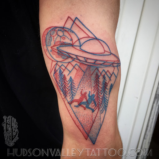 Tattoo Shop «Hudson Valley Tattoo Company», reviews and photos, 1552 U.S. 9, Wappingers Falls, NY 12590, USA