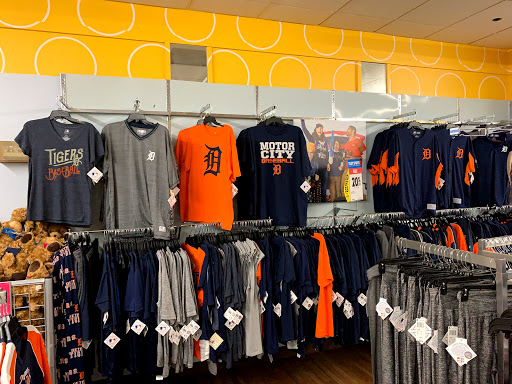 Discount Store «Kmart», reviews and photos, 5100 Dixie Hwy, Waterford Twp, MI 48329, USA