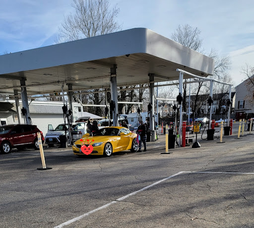 Roy's Car Wash en Glen Burnie