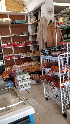 Grocery Store «Al-Madina Grocery», reviews and photos, 81 S Tobin St, Renton, WA 98057, USA