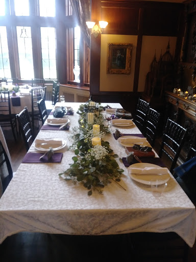 Bed & Breakfast «Thornewood Castle Bed and Breakfast», reviews and photos, 8601 N Thorne Ln SW, Lakewood, WA 98498, USA