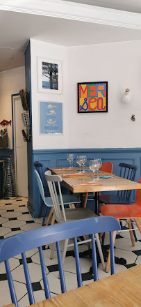 Atmosphère du Restaurant de fruits de mer Bar à iode - Charonne à Paris - n°7