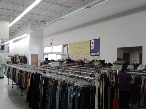 Thrift Store «Goodwill», reviews and photos