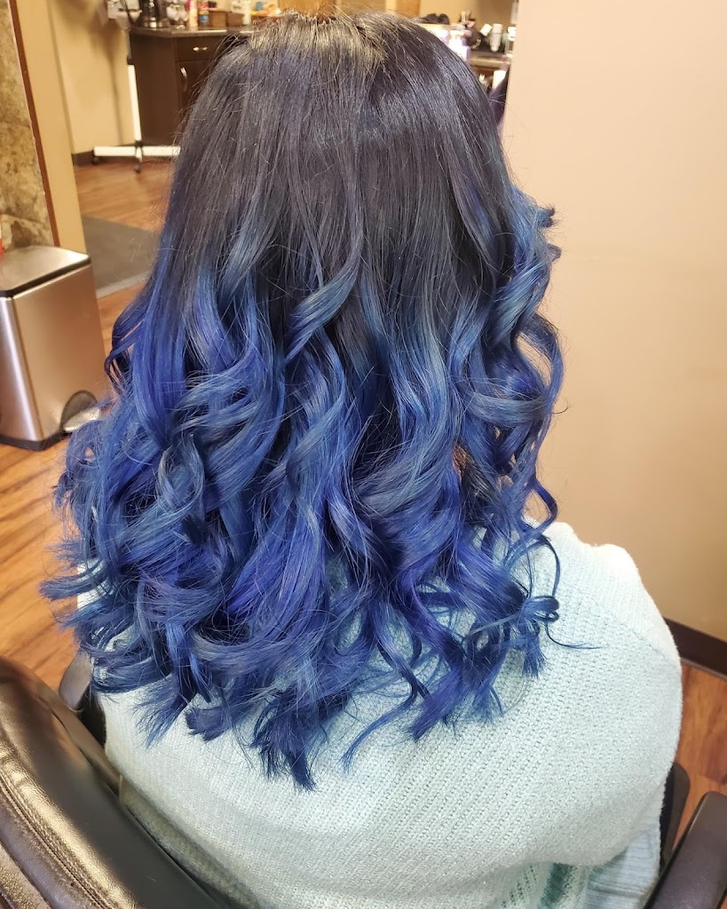 Rogue Beauty Parlor in Winsomme Salon 52402