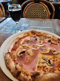 Prosciutto crudo du Restaurant français La Flottille à Versailles - n°12