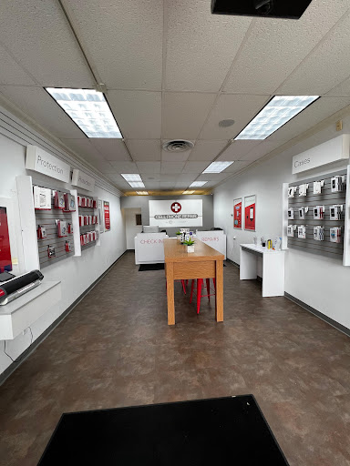 Mobile Phone Repair Shop «CPR Cell Phone Repair Akron - Fairlawn», reviews and photos, 3869 Medina Rd A, Akron, OH 44333, USA