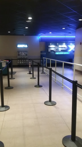 Movie Theater «Regal Cinemas Three Rivers Mall 12 & RPX», reviews and photos, 341 Three Rivers Dr, Kelso, WA 98626, USA